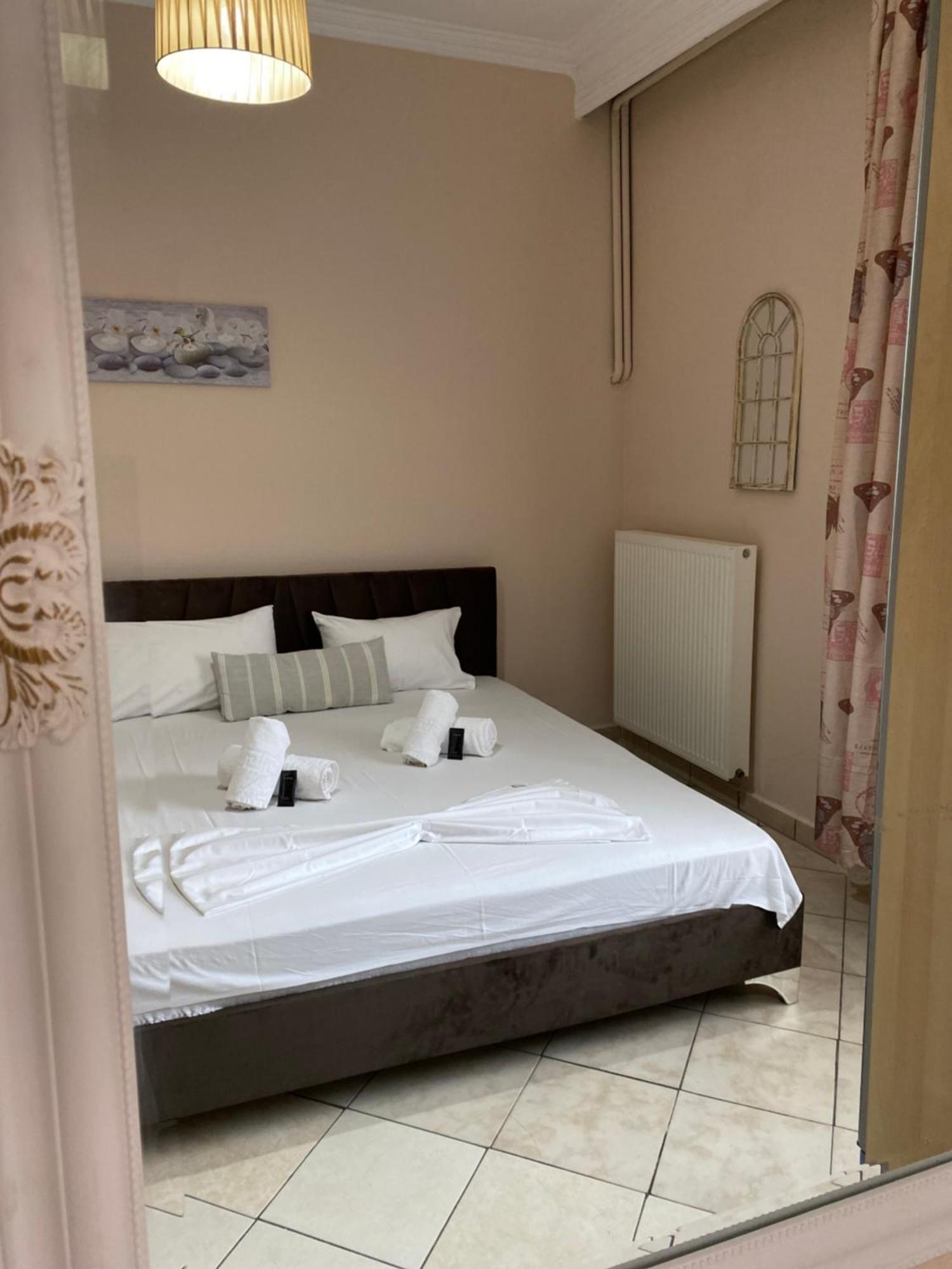 Ammos Apartments Nea Karvali Kültér fotó